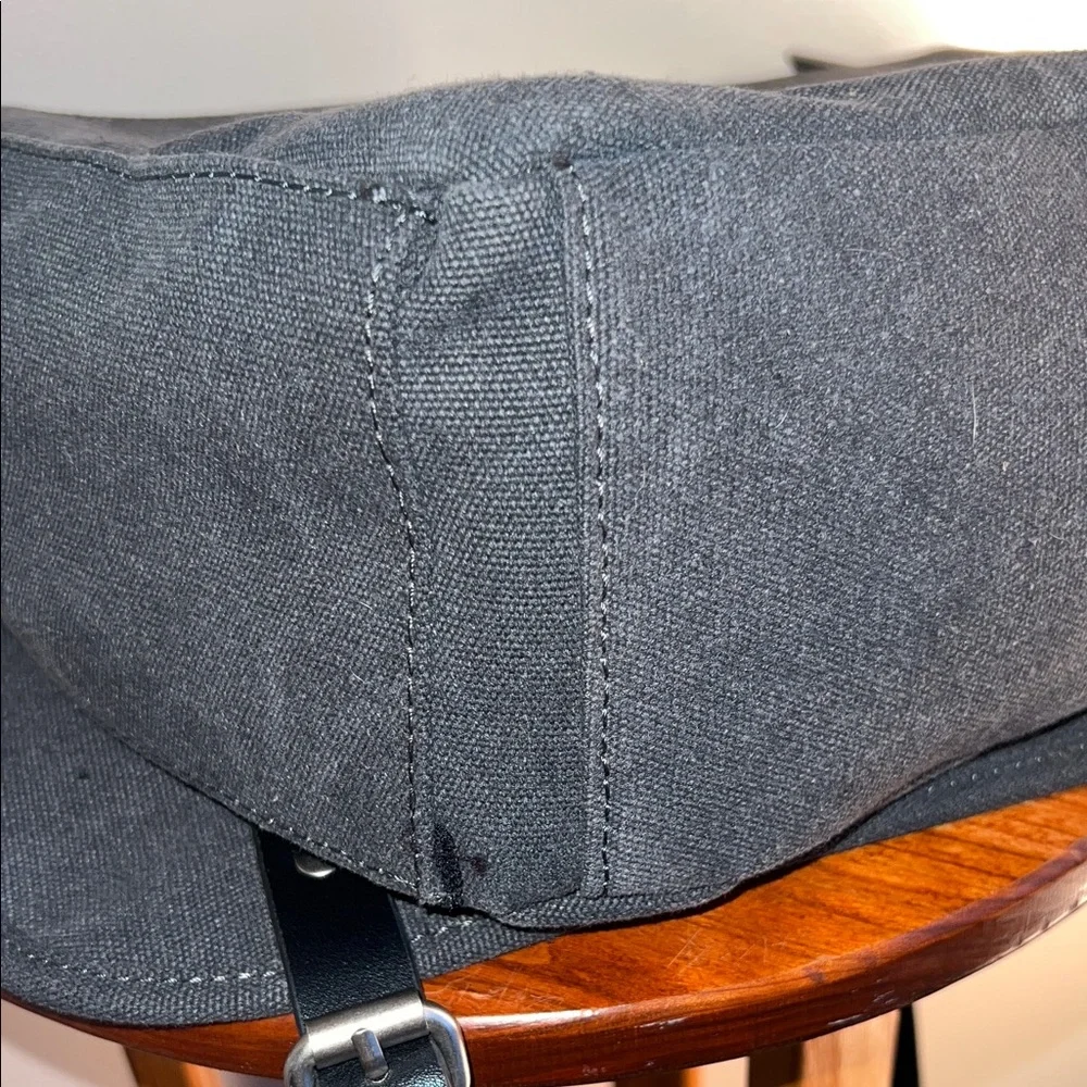 Kenneth Cole Reaction Charcoal Messenger Bag